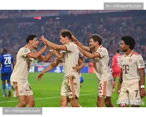 半场战报：拜仁慕尼黑2-0多特蒙德，凯恩点射，萨内世界波